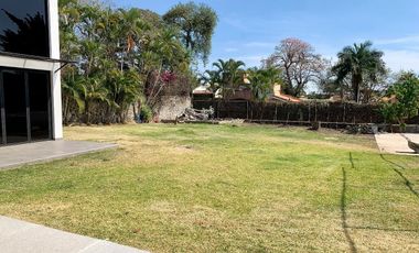 Renta Casa Nueva con jardín en Condominio en Acapatzingo, Cuernavaca, Morelos
