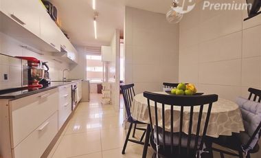 Departamento en venta de 4 dorm. en Las Condes
