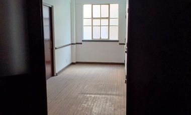 SE RENTA OFICINA O BODEGA EN EL CENTRO HISTÓRICO