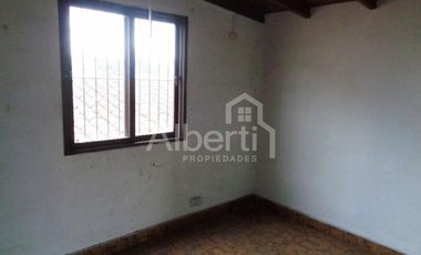 NUEVO VALOR. Chalet de 5 ambientes en Haedo Chico.