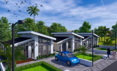 Rumah Nyaman dengan Halaman Luas desain Modern di Manisrenggo