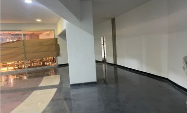SE ARRIENDA OFICINA POBLADO