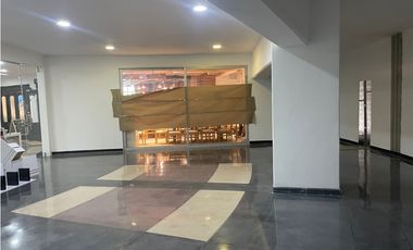 SE ARRIENDA OFICINA POBLADO