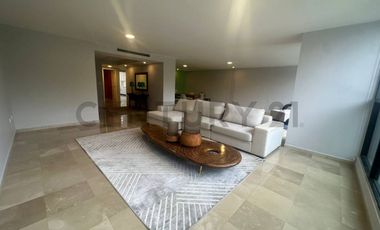 Departamento Remodelado en Alquiler en Edif. Torres de Esmeralda