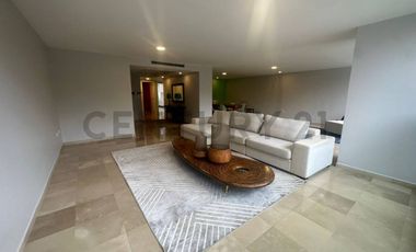 Departamento Remodelado en Alquiler en Edif. Torres de Esmeralda