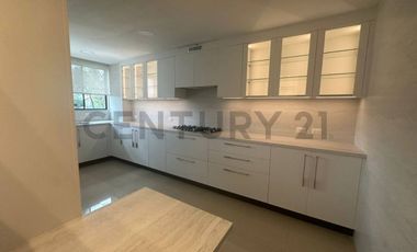Departamento Remodelado en Alquiler en Edif. Torres de Esmeralda