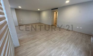 Departamento Remodelado en Alquiler en Edif. Torres de Esmeralda