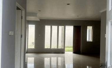 Rumah Bagus 2 Lantai Siap Huni Di Cluster Vassa Terace  Lippo