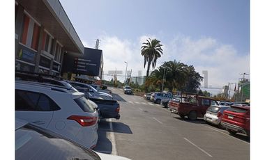 Se arrienda local comercial en Buin