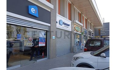 Se arrienda local comercial en Buin