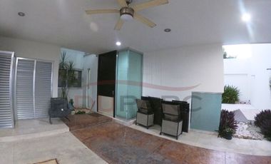 Casa en Renta Semi amueblada en Privada 51, Ciudad del Carmen