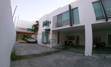 Casa en Renta Semi amueblada en Privada 51, Ciudad del Carmen