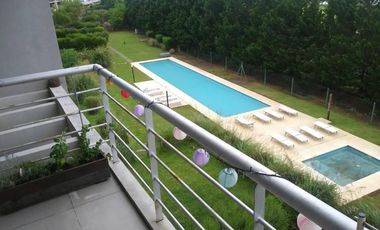 Divino 2amb con balcón terraza, parrilla y con la mejor vista al Lago Central de Nordelta