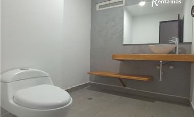 oficina en arriendo en las lomas poblado. Cod A11471