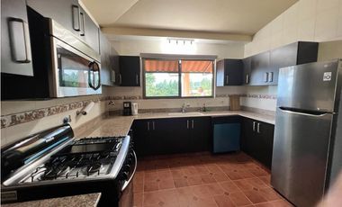 VENTA CASA CON VISTA AL MAR Y A LA MONTAÑA  ALTOS DEL MARIA