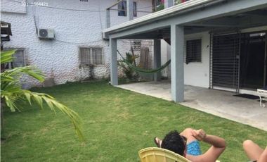 SE VENDE CASA EN LA PLAYA ISLA GRANDE