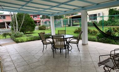 Venta de Casa en Corozal GTA