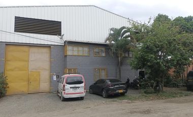 bodega en venta en la dolores. Cod V113017