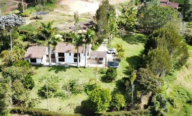 FINCA AMOBLADA EN ARRIENDO UBICADA EN EL CARMEN DE VIBORAL SECTOR LA CUCHARITA
