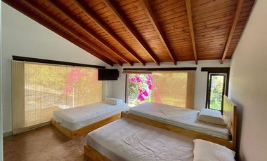 FINCA AMOBLADA EN ARRIENDO UBICADA EN EL CARMEN DE VIBORAL SECTOR LA CUCHARITA