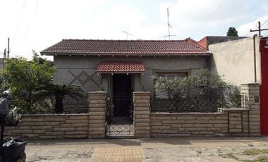 Casa en venta en Remedios de Escalada Oeste