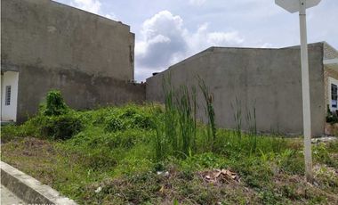 Si vende lote esquinero en barrio Vallejo, Montería