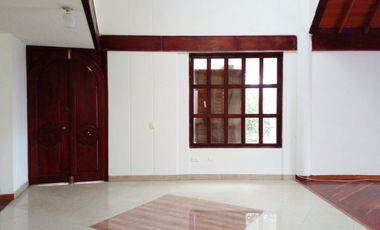 PR14196 CASA EN ARRIENDO Y VENTA EN ENVIGADO