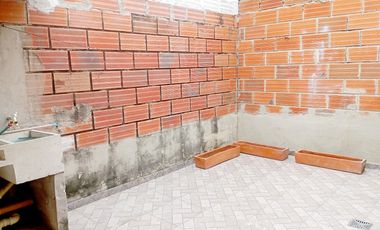 casa en venta en los robles. Cod V27190