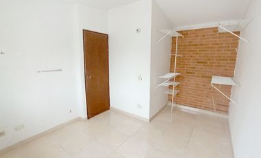 casa en venta en los robles. Cod V27190