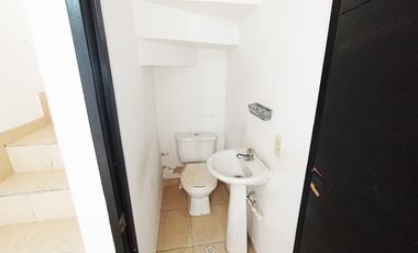 casa en venta en los robles. Cod V27190