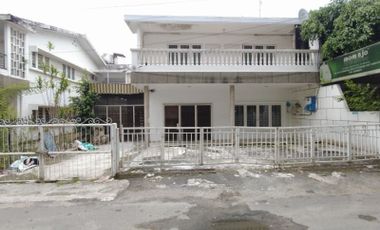 Villa di Jl. Kartini Dalam