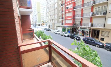 Departamento · 3 Ambientes · balcón a la calle · patio