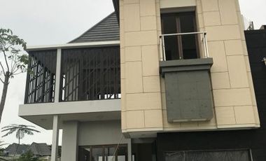 Luxury House in Hyarta Eco Village at Corner