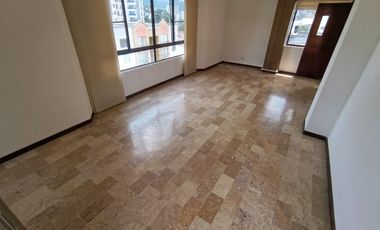 apartamento en arriendo/venta en alamos. Cod A19833