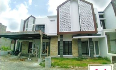 Rumah 2 Lantai Luas 160 di Janti Barat Sukun kota Malang