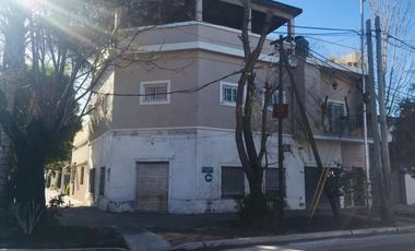Departamento Tipo Casa en venta en Lanus Este