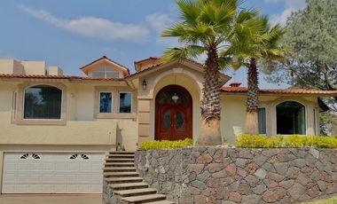 HERMOSA CASA EN San Andrés Totoltepec, Tlalpan. En venta.