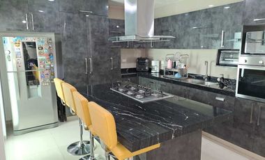 NORTE EN RUSCELLO SUPER AMPLIA Y EXCELENTES ESPACIOS