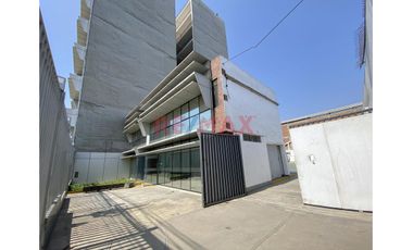 ¡Oportunidad En Lima Norte!  Local / Terreno Comercial En Avenida Principal – 1,001 M²