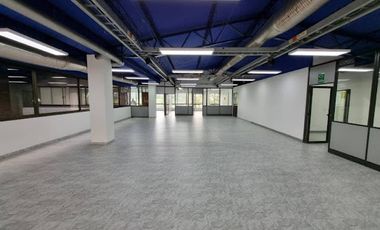 edificio en arriendo/venta en av. 30 de agosto. Cod A19477