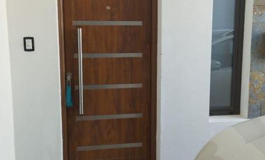 Excelente duplex en Barrio La Calandria, calidad unica!!!