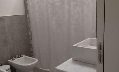 Excelente duplex en Barrio La Calandria, calidad unica!!!