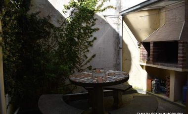 INDEPENDIENTE Y FRENTE AL BOSQUE