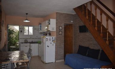 INDEPENDIENTE Y FRENTE AL BOSQUE