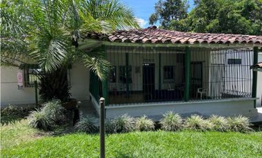 Casa campestre para la venta en Viterbo Caldas con zona verde