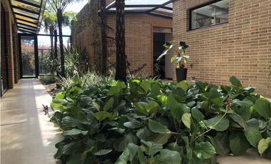 Venta de Casa Campestre en el Alto de Palmas Envigado