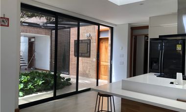 Venta de Casa Campestre en el Alto de Palmas Envigado