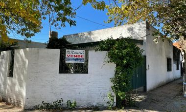 Casa 4 Amb. En Venta A 300 mts. De Ruta 21 - Libertad, Merlo