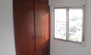 DEPARTAMENTO DE 3 DORMITORIOS CÉNTRICO EN POSADAS. A PASOS DE LA COSTANERA. VISTA AL RÍO.-