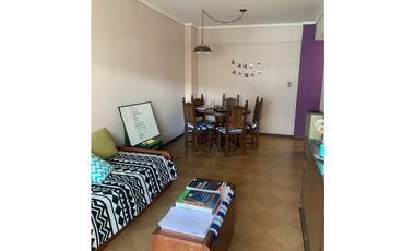 Excelente depto de 2 ambientes